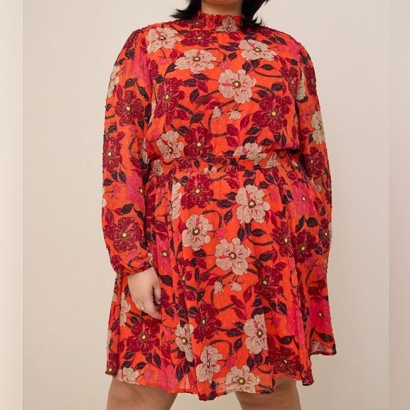 Torrid Mini Clip Dot Floral Blouson Sleeve Dress Size 00 - Picture 2 of 12